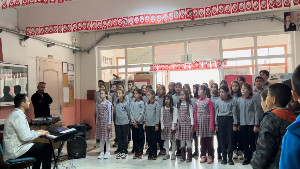 Gökova Salih Güneyman Ortaokulu'nda Konser Verdik